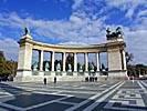 Hsk tere - The Heroes' Square, left column