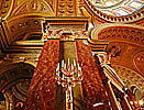 Szent Istvan-basilikan, kandelaber och tak