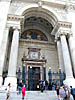 Szent Istvan Basilica, outer gate
