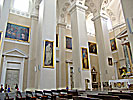 Vilnius katedral, tavlor på vänster sida
