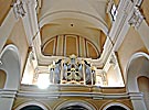 Vilnius, St. Casimirs Church, cream-colour organ