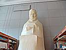 Vilnius, National Library, big guy